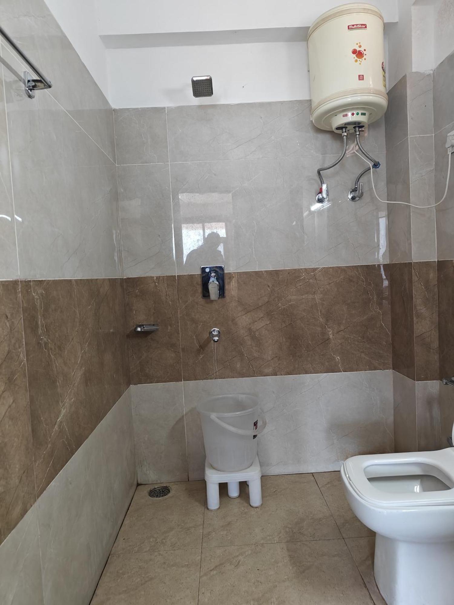 Santosh Cafe & Rooms Amritsar Exterior foto
