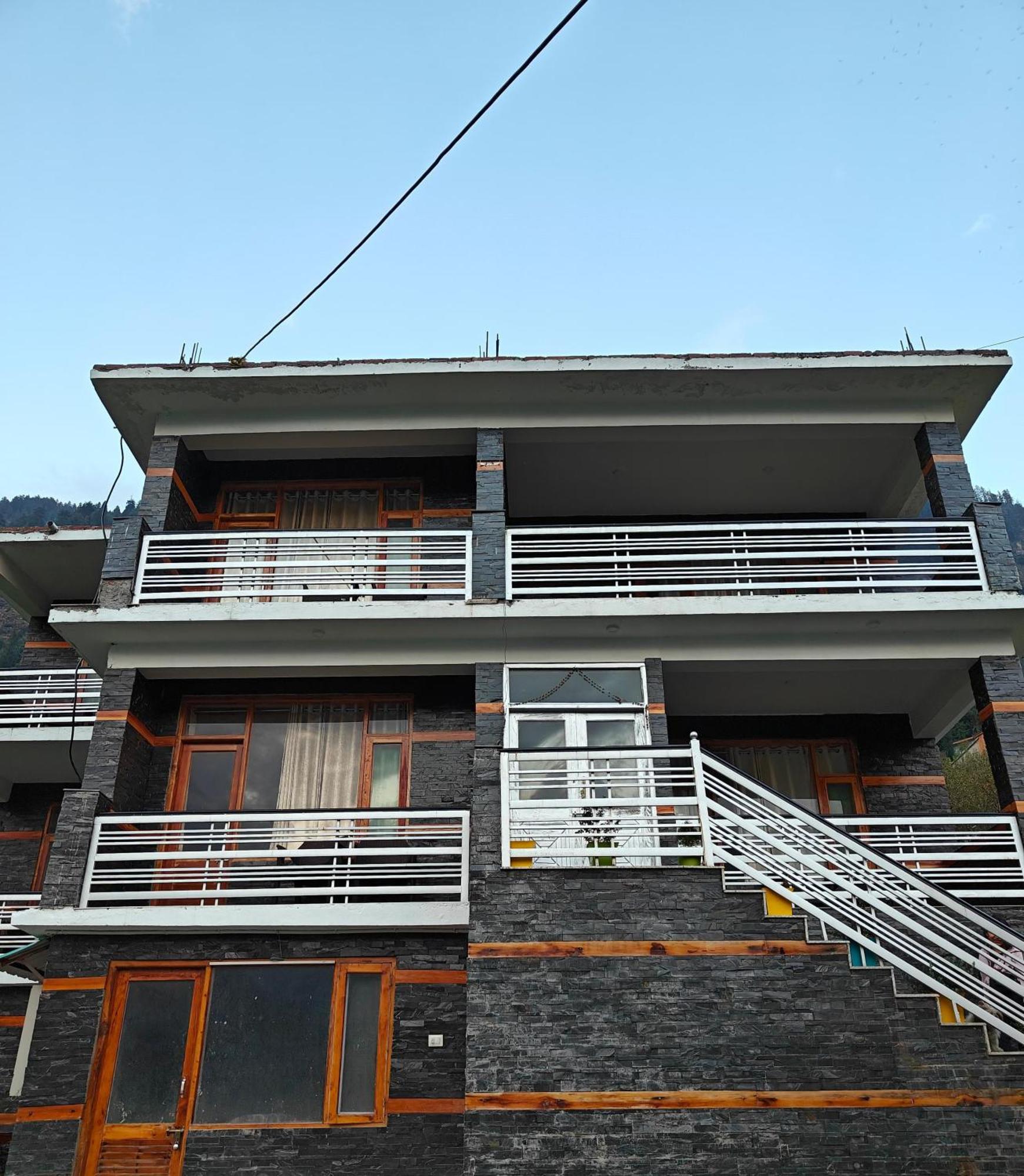 Santosh Cafe & Rooms Amritsar Exterior foto